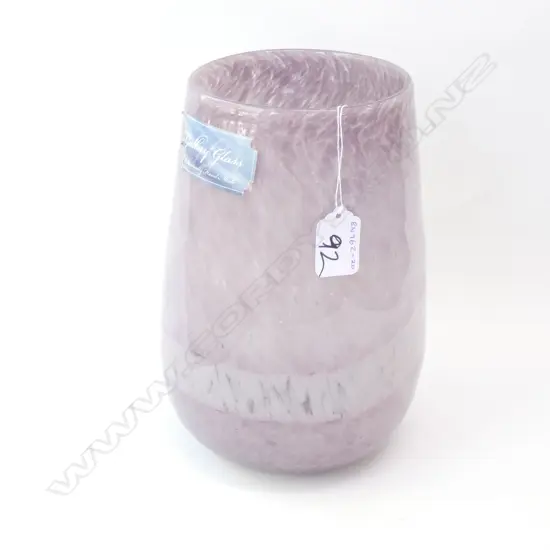 ART GLASS 'GALLERY GLASS' HAND-MADE MOTTLED PALE PURPLE VASE, H.203MM