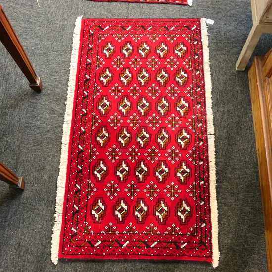 TURKOMAN PERSIAN RUG 105 X 55mm. 107C