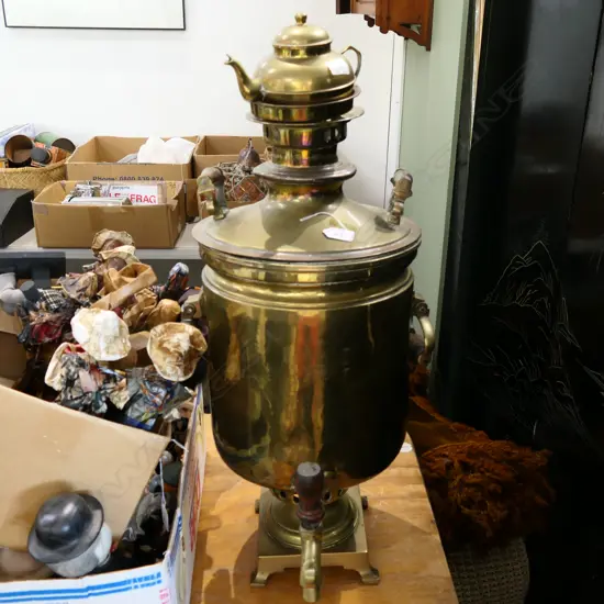 19thC LGE RUSSIAN BRASS SAMOVAR/TEA URN H.770mm