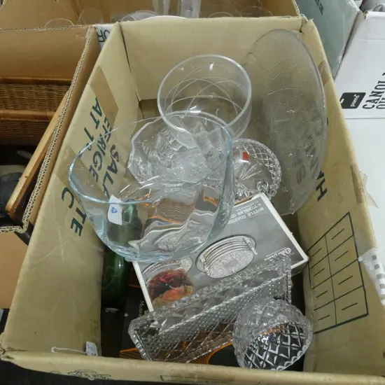 LOT ASST BOXED CUTLERY/CRYSTAL BOWLS /JUG ETC