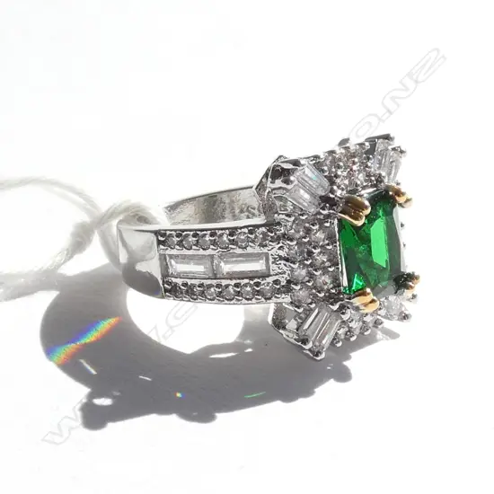 SILVER RING WITH FAUX EMERALD & DIAMONDS