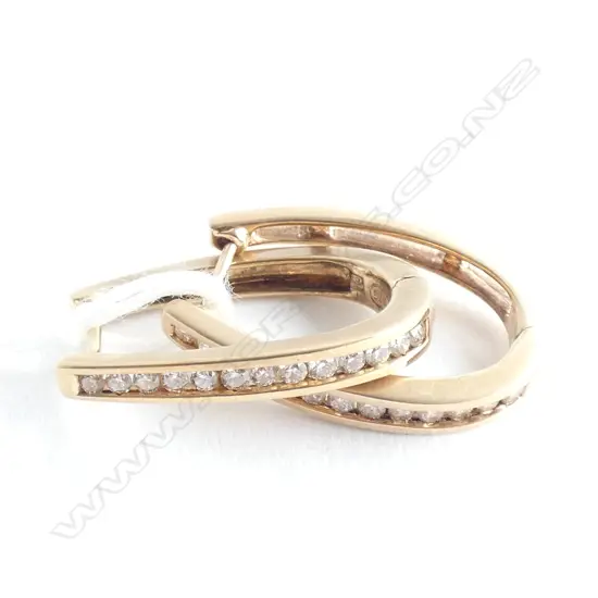 (19188) PR 10K YELLOW GOLD & DIAMOND EARRINGS