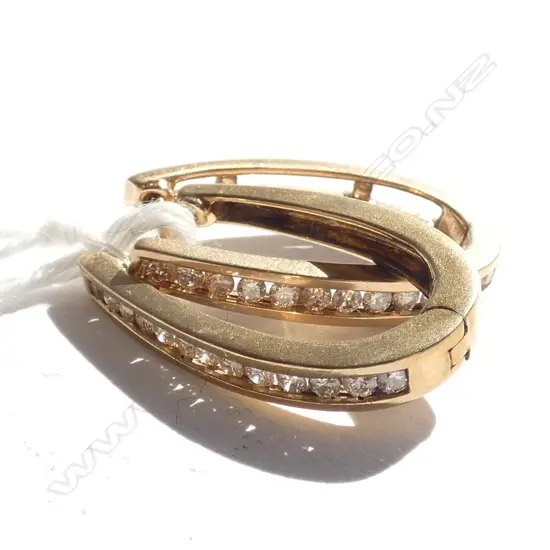 (19188) PR 10K YELLOW GOLD & DIAMOND EARRINGS