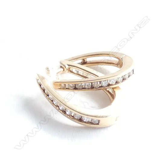 (19188) 10CT GOLD HOOP MULTI DIAMOND  EARRINGS