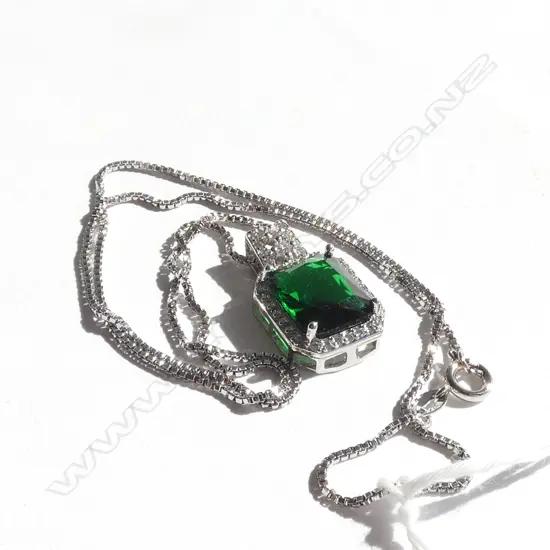 SILVER MOUNTED FAUX EMERALD & DIAMONDS PENDANT