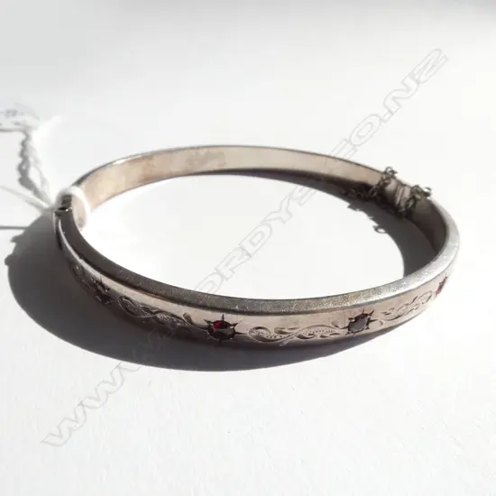 STERLING SILVER GARNET BANGLE NZ MADE H&S