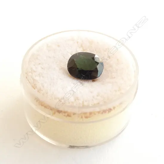 2CT DEEP BLUE / GREEN FACETTED SAPPHIRE 