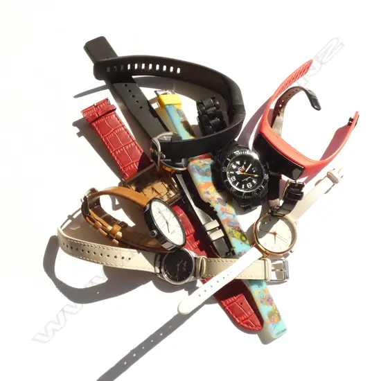 ASST. WATCHES & FITBITS 