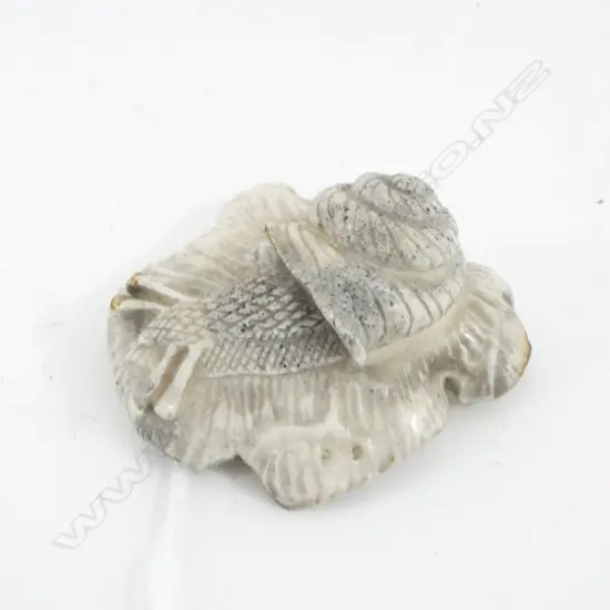 RESIN SNAIL ON FUNGI L.55mm