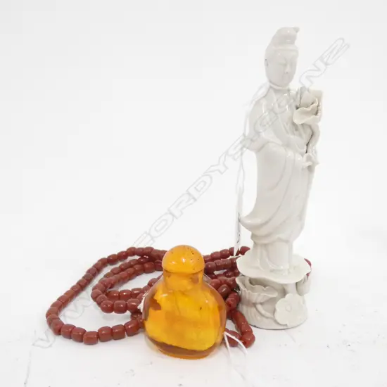 SM CHINESE BLANC DE FIGURE KWAN YIN, AMBER SNUFF BOTTLE & LONG NECKLACE