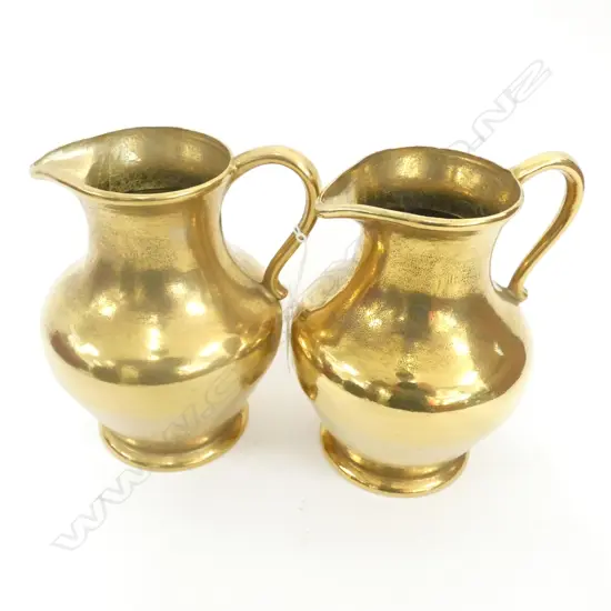 PR HEAVY BRASS JUGS H. 185MM - BOXED (SOME DAMAGE TO BOXES)