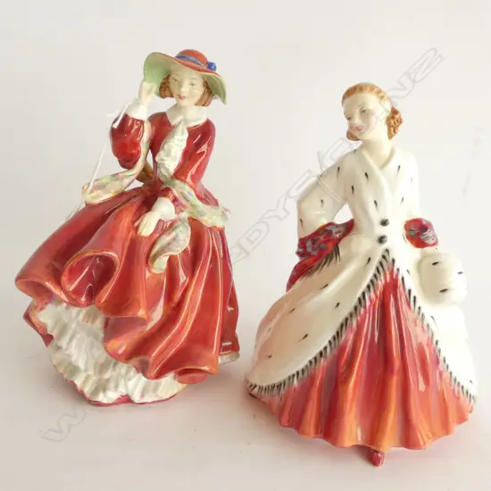 2 R/DOULTON FIGURINES 'TOP O' THE HILL' HN1834 H.180mm + 'THE ERMINE COAT' HN1981