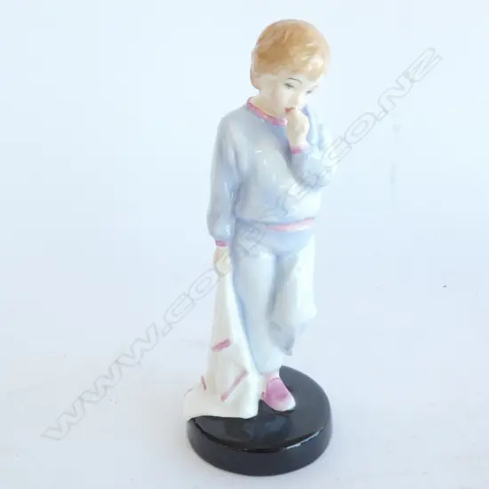 ROYAL DOULTON FIGURINE - SLEEPY DARLING HN2953 H. 190MM