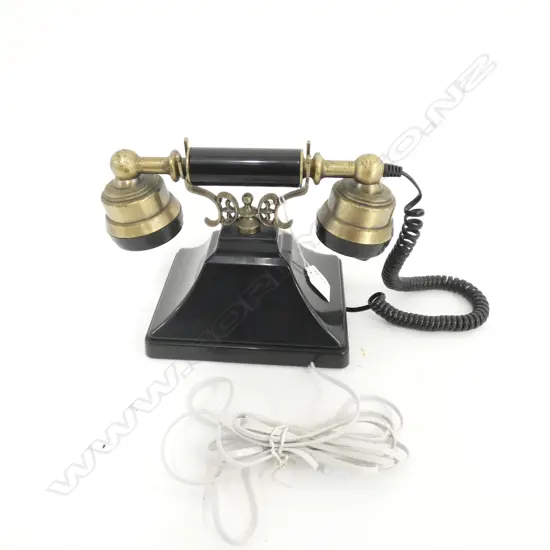 VINTAGE STYLE PHONE WORKS