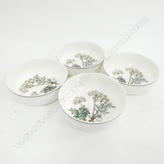 FOUR VILLEROY & BOCH DESSERT/SOUP OR BREAKFAST BOWLS DIA 170MM)