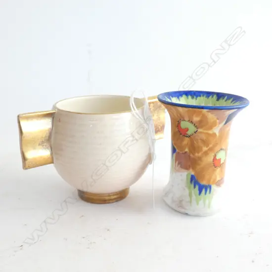 2 SMALL CARLTONWARE VASES 