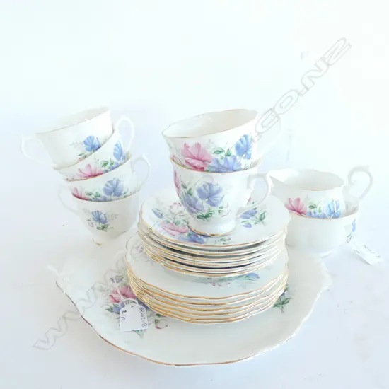 ROYAL ALBERT SWEET PEA 21 PC TEA SET; 6 TRIOS  / JUG / BOWL & CAKE PLATE