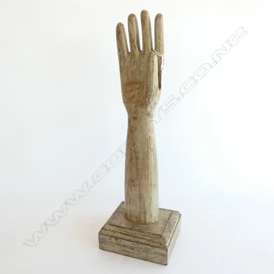WOODEN HAND VINTAGE STYLE FINISH H.495MM