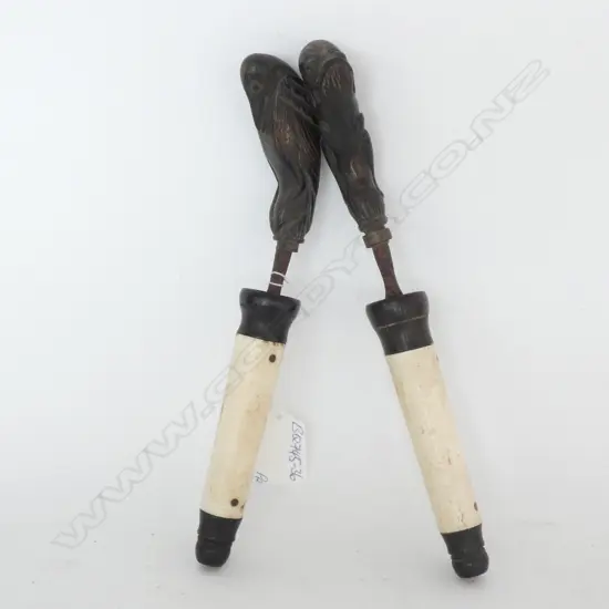 PR VINTAGE INDONESIAN CHISELS IN HOLDERS