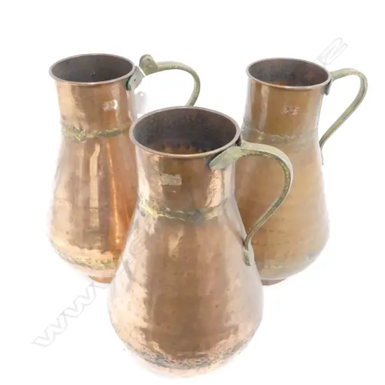 3 COPPER JUGS H.340mm