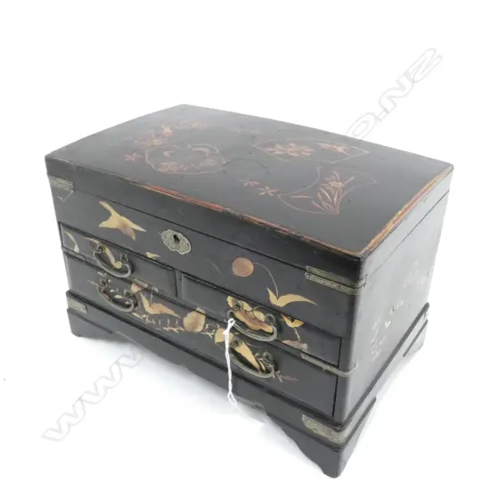 BLACK LACQUER JEWELLERY BOX W.310mm