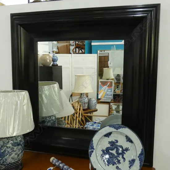 SQUARE CONTEMPORARY MIRROR 980mm sq