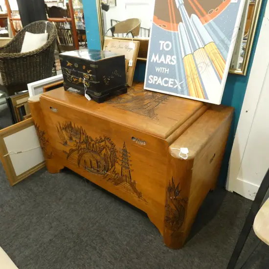 CAMPHOR CHEST W.1010mm