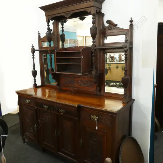LGE VICTORIAN MIRROR BACK SIDEBOARD...