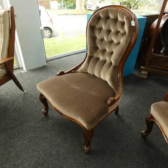 VICT STYLE GRANDMOTHER CHAIR SHOWING WEAR