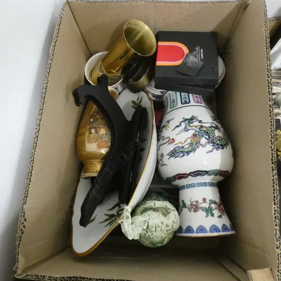 GOOD BOX LOT CHINA & COLLECTABLES; INCL. ROSENTHAL 