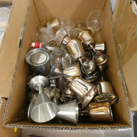 BOX LOT EP WINE GLASSES ETC