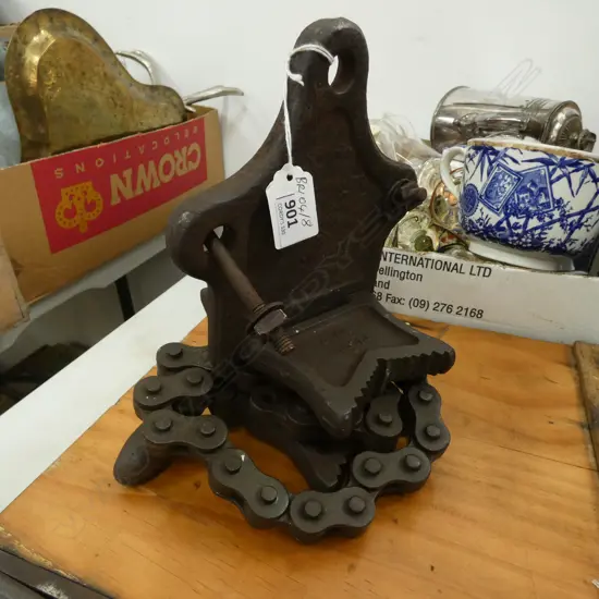 VINTAGE VULCAN #2 CHAIN VICE