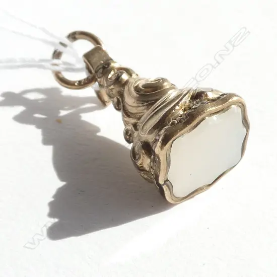 (19401A) VICTORIAN GILT FOB SEAL CHALCDONY PANEL