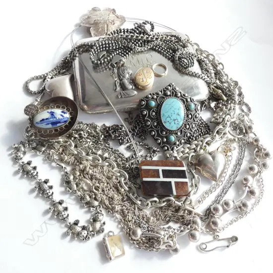 ASST. SILVERTONE JEWELLERY PLUS 1x 925 SILVER NECKLACE