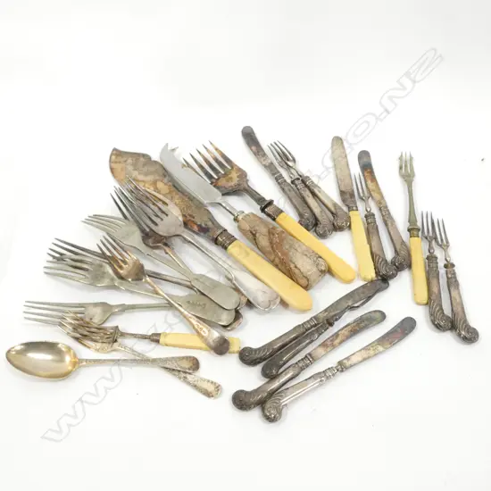 BAG OF SILVER AND SILVER PLATE CUTLERY