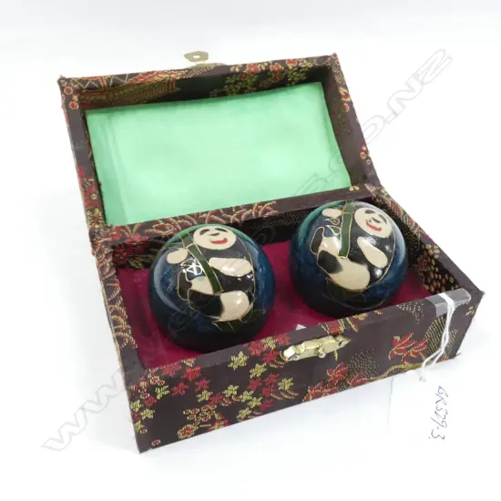 PR H/PAINTED ENAMELLED PANDA BALLS - MUSICAL. BOXED