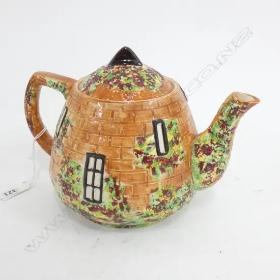 UNMARKED OLD WINDMILL TEAPOT - H. 175MM