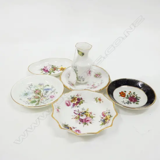 SELECTION OF 6 ENGLISH PORCELAIN PIECES HAMERSLEY AYNSLEY COALPORT ETC.