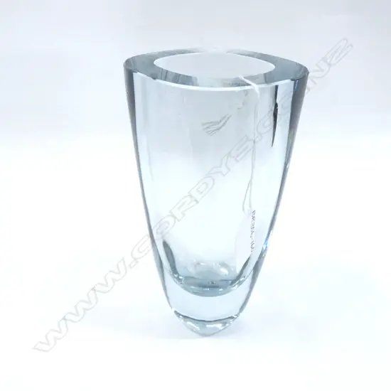 SIGNED HEAVY BLUE GLASS VASE H. 185MM