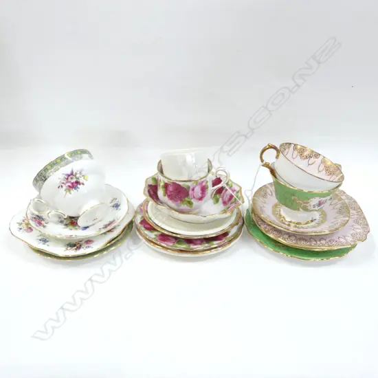 COLLECTION OF TRIOS (SHELLEY/SPODE/HAMMERSLEY/ ROYAL ALBERT ETC. + ROYAL ALBERT DISH