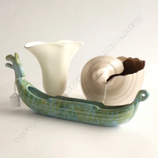 3 VASES; POOL SHELL VASE (L 200MM) SHORTER BOAT & 1 OTHER WHITE ENGLISH DECO VASE 