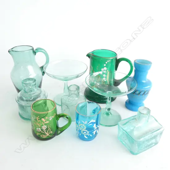 ASSTD ANTIQUE GLASS ITEMS