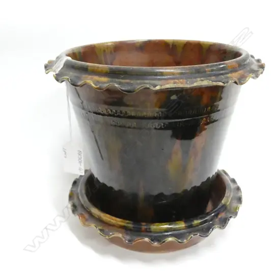 NZ POTTERY PLANTER POT & SAUCER H. 210MM DIA 230MM - SOME CHIPPING TO THE FRILLED TOP RIM