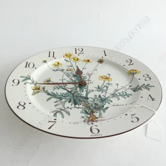 VILLEROY & BOCH BOTANICA PLATE WALL CLOCK DIA 265MM (BATTERY REQUIRED)