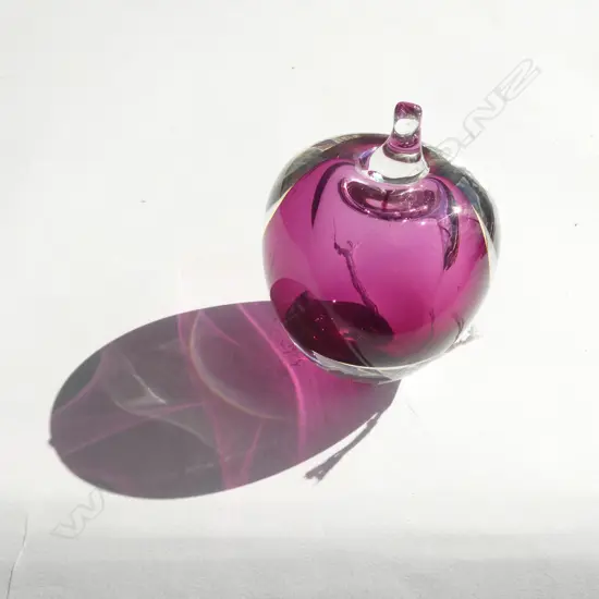 PETER RAOS 'APPLE' PAPERWEIGHT...