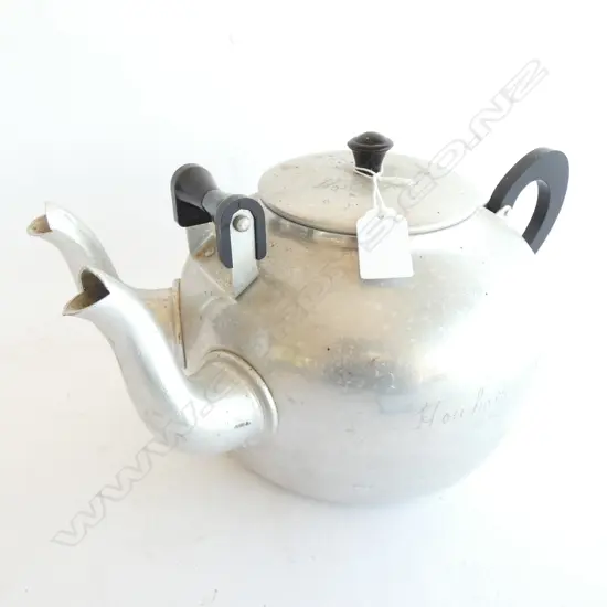 2 SPOUT KETTLE
