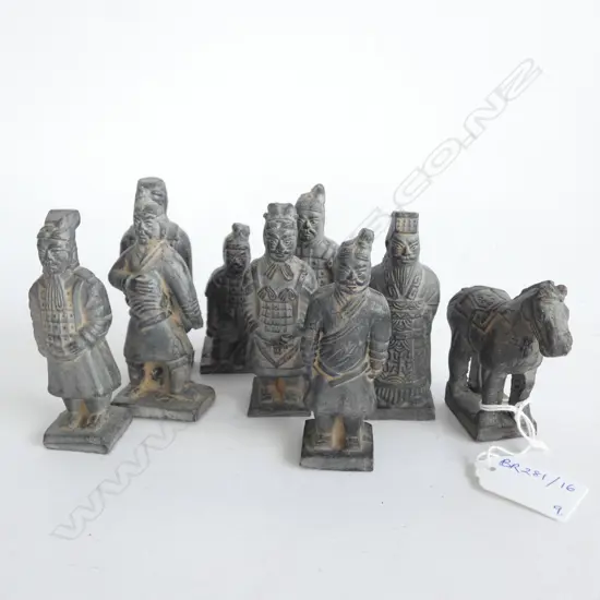 9 CHINESE TERRACOTTA WARRIOR FIGURES H.85mm