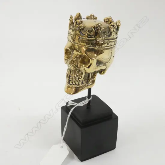SMALL POLISHED BRONZE SCULPTURE SKULL WITH CROWN...
