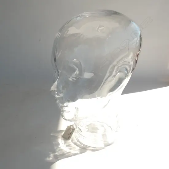 GLASS MANNEQUIN HEAD H.280mm