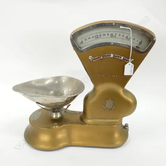 GOLD AVERY SCALES H.370mm